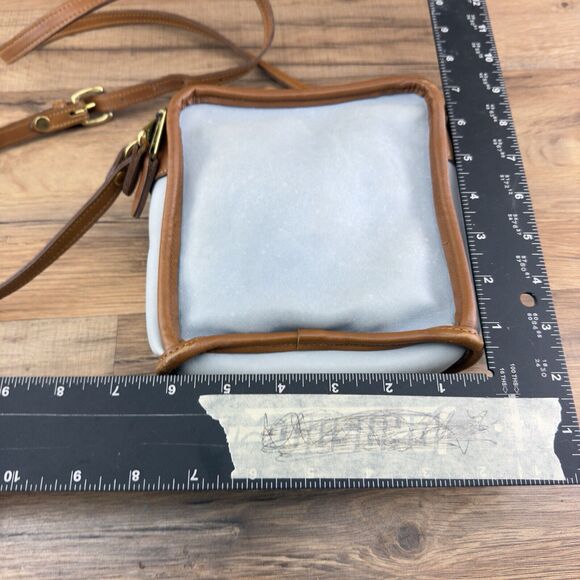 Honors Women Brown leather crossbody purse "To Honor - Picture 4 of 6